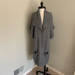 Sleeveless Nordstrom Caslon jacket/cardigan